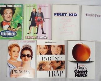 1035 LOT OF SEVEN DISNEY MOVIE PRESS KITS. LOT INCLUDES, FLUBBER (ALSO INCLUDES A SIGNED PRINT) FIRST KID, THE PARENT TRAP, THE PRINCESS DIARIES, FREAKY FRIDAY, HOCUS POCUS, & JAMES & THE GIANT PEACH. KITS CONTIAN STILLS, PRODUCTION INFO, ETC.