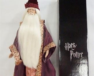 1093 TONNER HARRY POTTER ALBUS DUMBLEDORE HEADMASTER DOLL W/ ORIGINAL BOX. 17 IN H