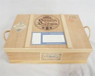 1178 HARRY POTTER BORGJN & BURKES WOODEN BOX W/ BASILISK BLOOD, FANG & TOM RIDDLE DIARY INSIDE.