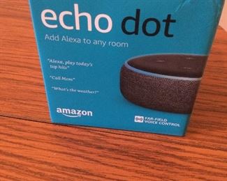 Amazon Echo Dot.   Ne in box 