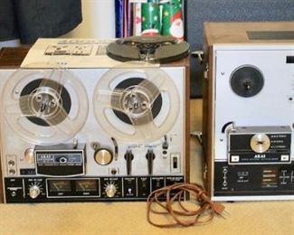 Also 4000DS Mk-II stereo tape deck; Akai Custom Deck X-200D reel-to-reel player.