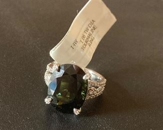 Lot #012---14kw 10ct Tourmaline & Diamond Ring, total diamond weight: 1.06ct, price: $5,800