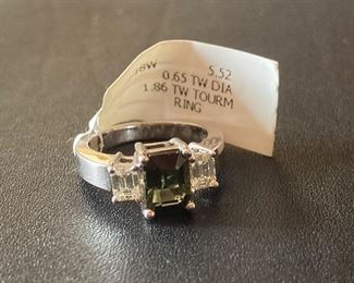 Lot #014---18kw Tourmaline & Diamond Ring, tourmaline weight: 1.86ct, total diamond weight: 0.65ct, price: $1,100