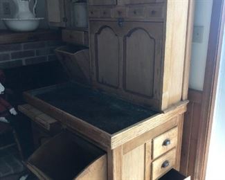 Hoosier Cabinet in excellent condition