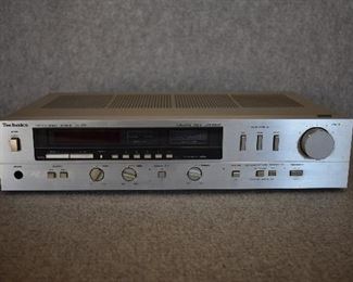 Vintage Technics SA 206 Receiver