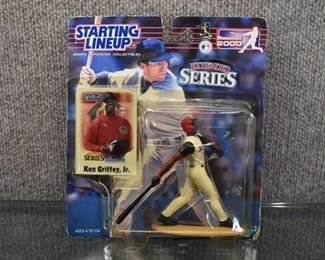 Vintage Starting Lineup 2000 Ken Griffey Jr Cincinnati Reds Figure and Card in Package | Figure is about 4.5"