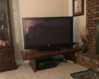 50" TV