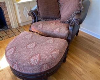 MAPE104 Thomasville Chair and Ottoman
