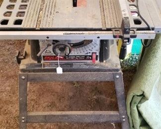 Skilsaw table saw