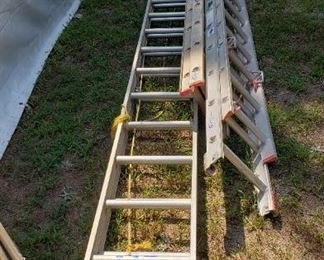 Extension ladders
