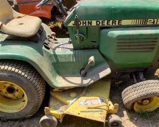 John Deere 212 Mower