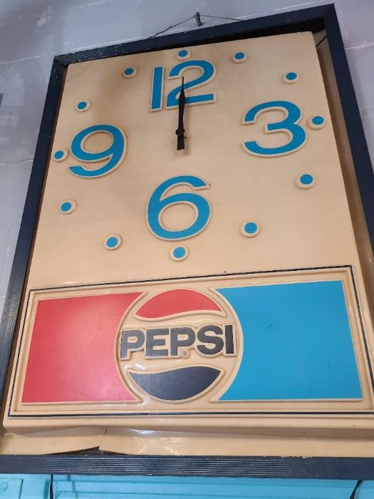 Pepsi Clock - works