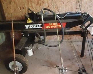 Huskee log splitter