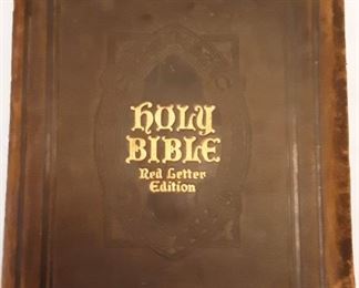 1924 HOLY BIBLE
