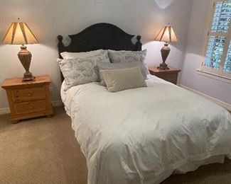 Full bed with nightstands