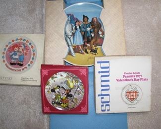 #20 $20.00 - 4pc Collector&nbsp;plate lot