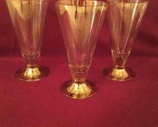 Vintage Dorothy Thorpe gold fleck water stems.  There are 3.  6 3/4”.
