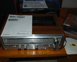 PIONEER STEREO RECEIVER - Model SX-780