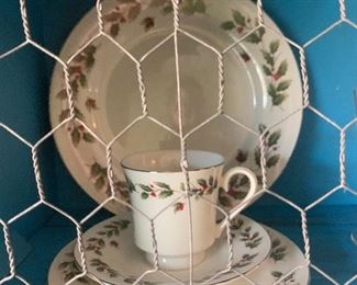 Lenox China set with lots of pieces