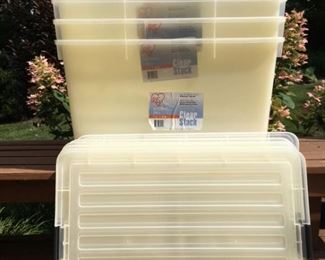 6 Clear Plastic Storage Bins