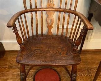 Antique Windsor Chair 