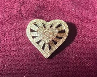 Lot #010---14kw Diamond Heart Pendant, total diamond weight: 0.64ct, price: $355