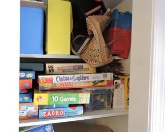 Toys,books,games,puzzles