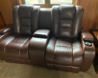ELECTRIC LEATHER COUCH 