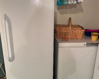 Upright Freezer - works. Chest Freezer, works.