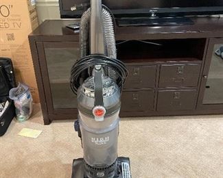Hoover wind tunnel Upright vacuum.  Model number UH72615