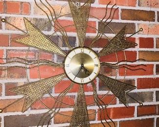 Fantastic mid century modern wall clock 