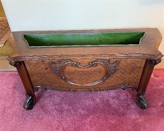 Late 1800’s carved planter with tin lined planter area