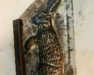 Antique bunny rabbit chocolate hinged metal mold, made in USA