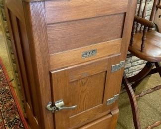 Ashwood by Ranney Refrigeration Co. antique refrigerator / ice box, Greenville, Mich. In stunning shape!