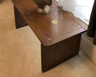 https://www.ebay.com/itm/114896875603	LS5032 Middle East Coffee Table with Brass Accents
