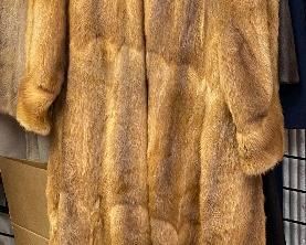 https://www.ebay.com/itm/114895826277	ME6041: Vintage Full Length Mink Coat
