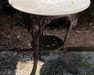 https://www.ebay.com/itm/114940657428	GR7005 Wrought Iron Graden Table Local Pickup

