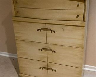 https://www.ebay.com/itm/124857819827	LP4008 Mid Century Modern High Boy Chest of Drawers
