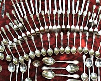 Towle sterling flatware.  Fontana is the name of the pattern.  A beautiful, simple, elegant set.                                      PLEASE NOTE: GOLD AND STERLING IS NEVER LEFT ON PREMISES OVERNIGHT!             