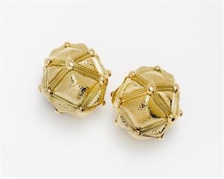 16. David Webb Geodesic Dome Earrings, 18k