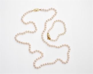53. Mikimoto Akoya Cultured Pearl Necklace / Bracelet