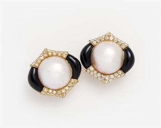 55. Albert Lipten Mabe' Pearl Diamond Onyx Earrings, 18k