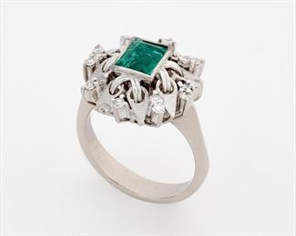 68. 14k Vintage Emerald Diamond Cocktail Ring