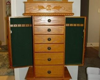 Beautiful oak jewelry cabinet.  $90.  Excellent condition!