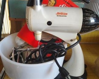 Sunbeam standing mixer