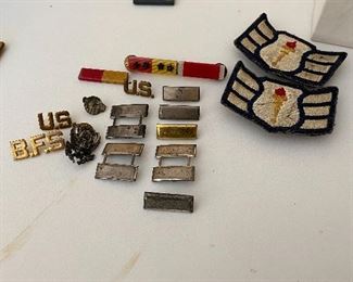 WW2 era and newer militaria including sterling bars, WW2 eagle pin, ribbons, USAF ROTC patches