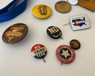 Collectible button pins 