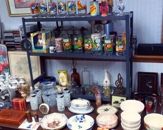 Collector Smurf, Charlie Brown glasses, Walt Disney Seven Dwarfs figurines, cast iron seahorse candle holder