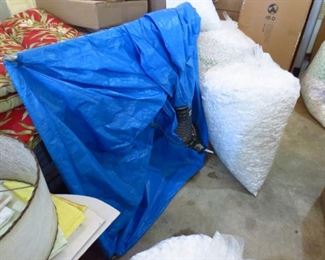 Styrofoam Peanut Dispensing Chute & Styrofoam Peanuts