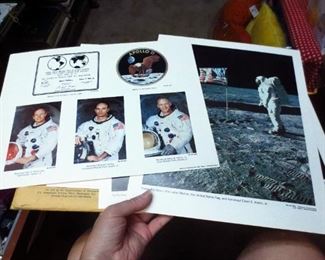 1969 Apollo 11 Complete Set of 12 Photos in Original Envelope